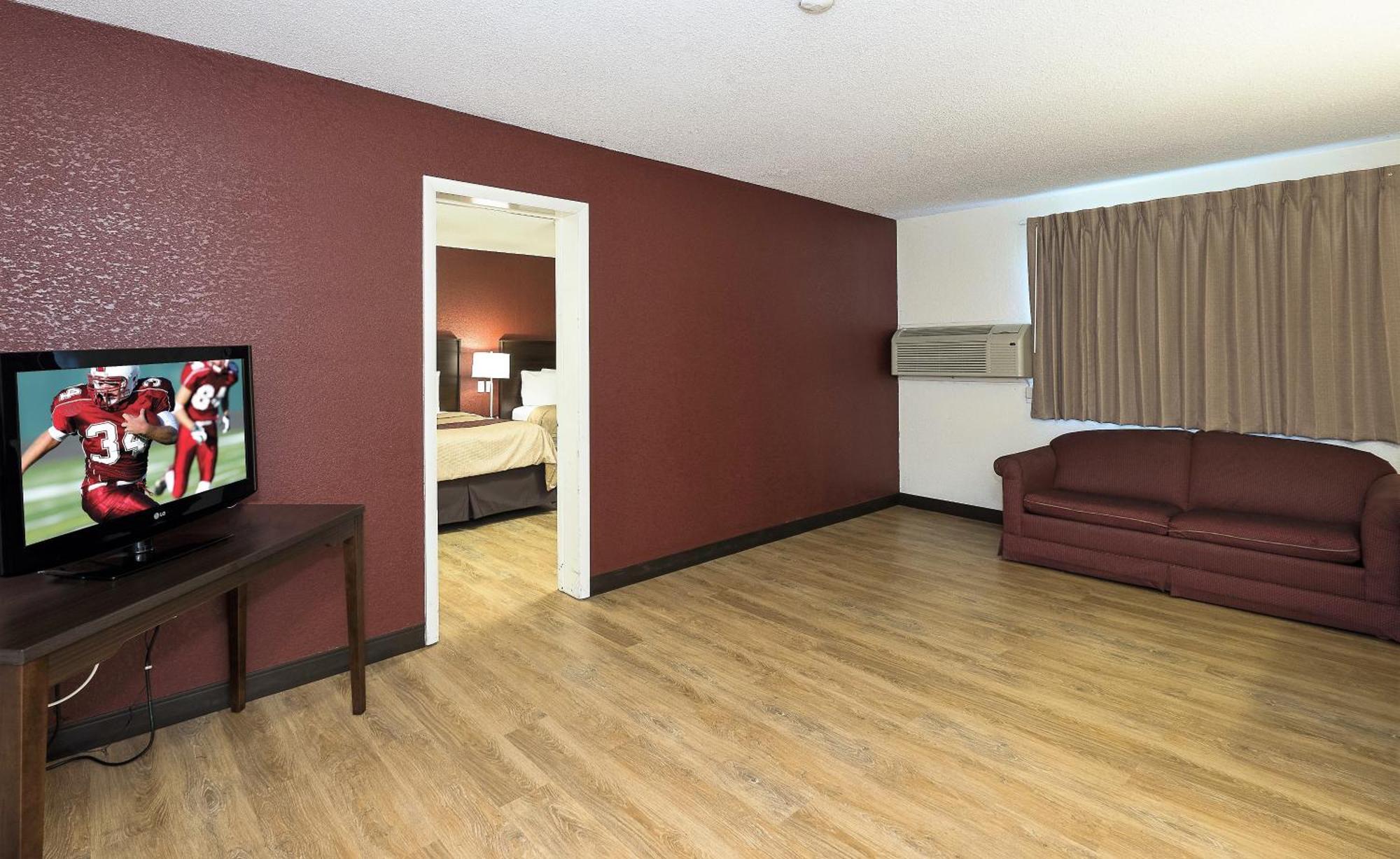 Deluxe Room with Two Queen Beds Non-Smoking (Sofa)