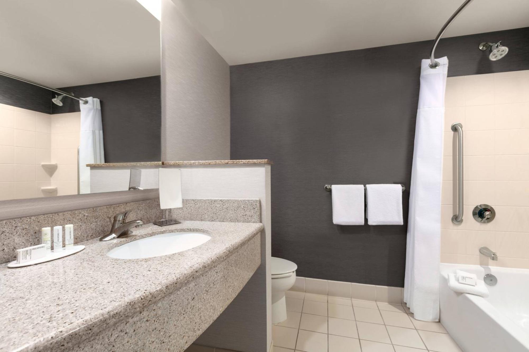 King Room Transfer Shower Mobility Access or Hearing Accessible