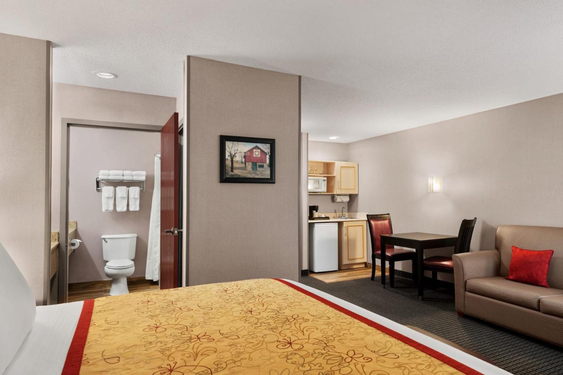 King Studio Suite Non-Smoking