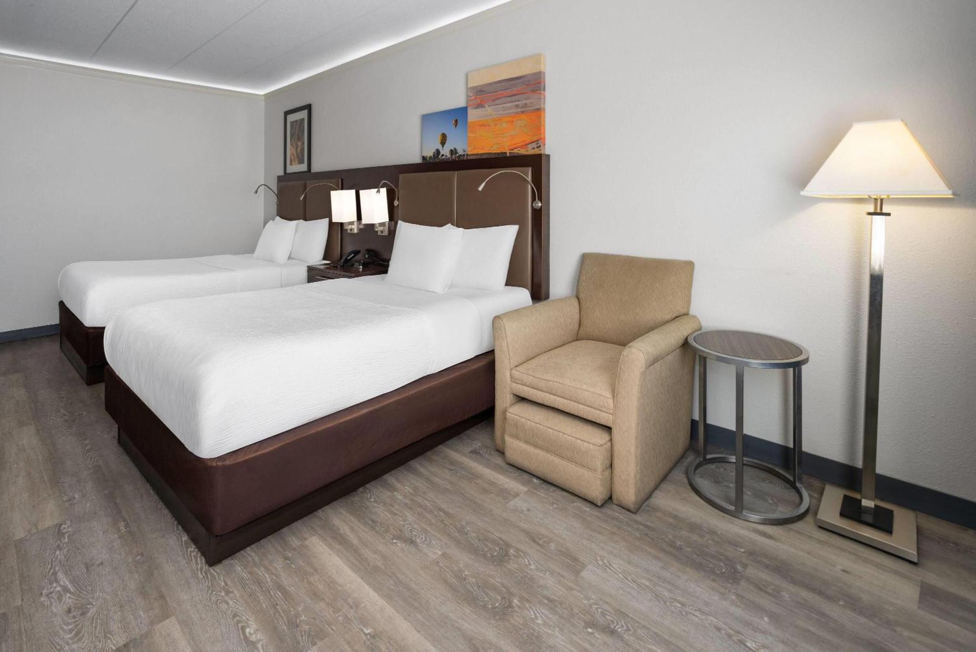 Queen Room Two Queen Beds Non-Smoking