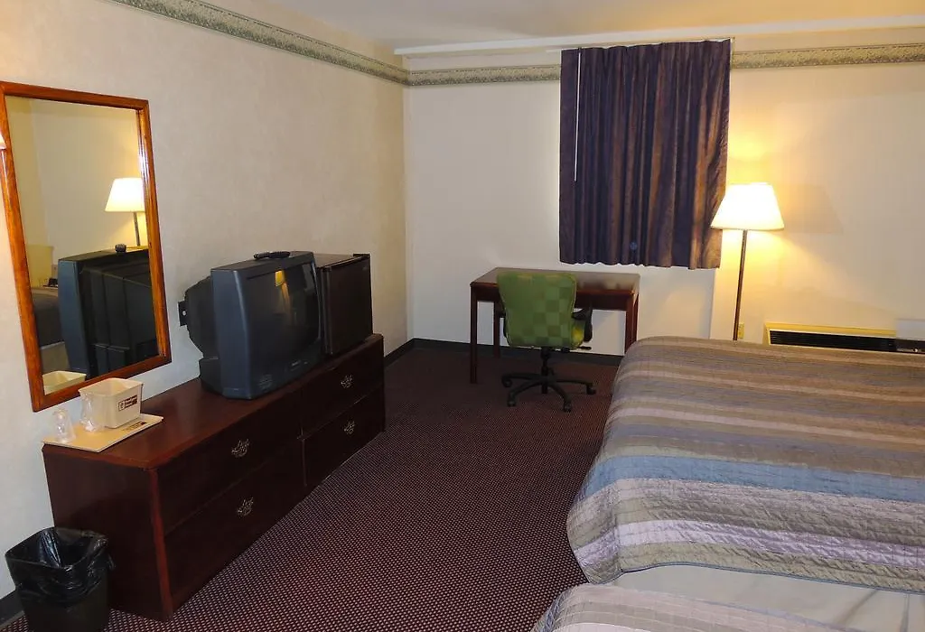 Budget Host Inn & Suites-1