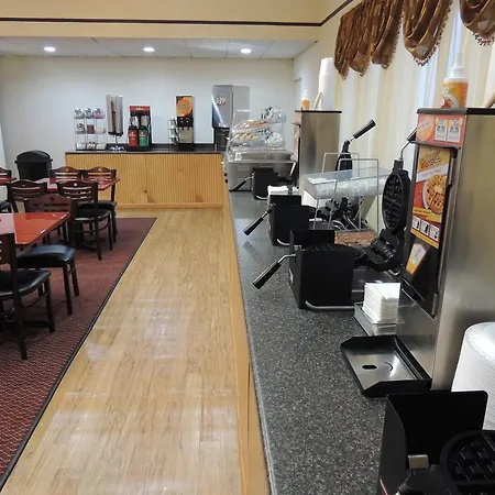 Budget Host Inn & Suites-2