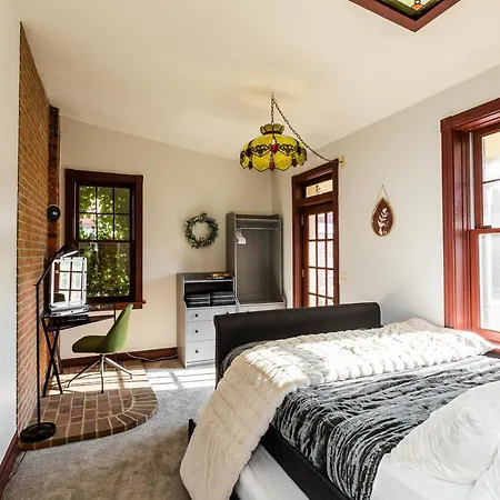 East Vine Street Retreat - Historic 7Br In Dt Lanc Perf 4 Lrg Groups!-2