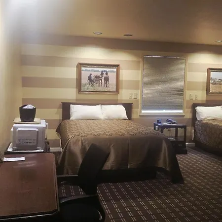Classic Inn Lancaster-2